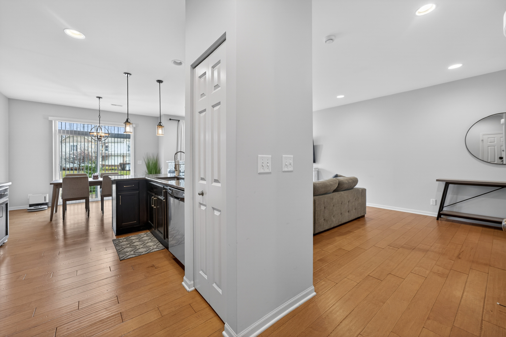 6N385 Whitmore Circle Unit: B