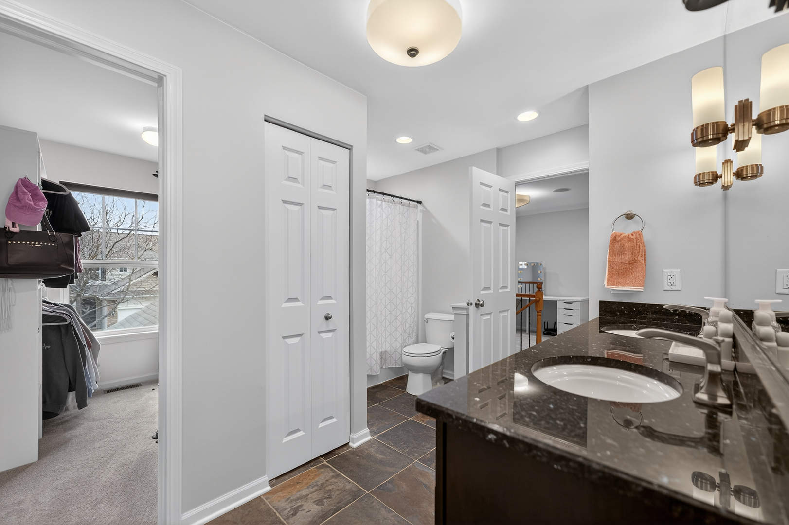 6N385 Whitmore Circle Unit: B