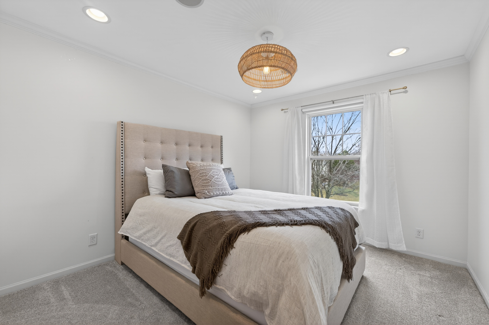 6N385 Whitmore Circle Unit: B