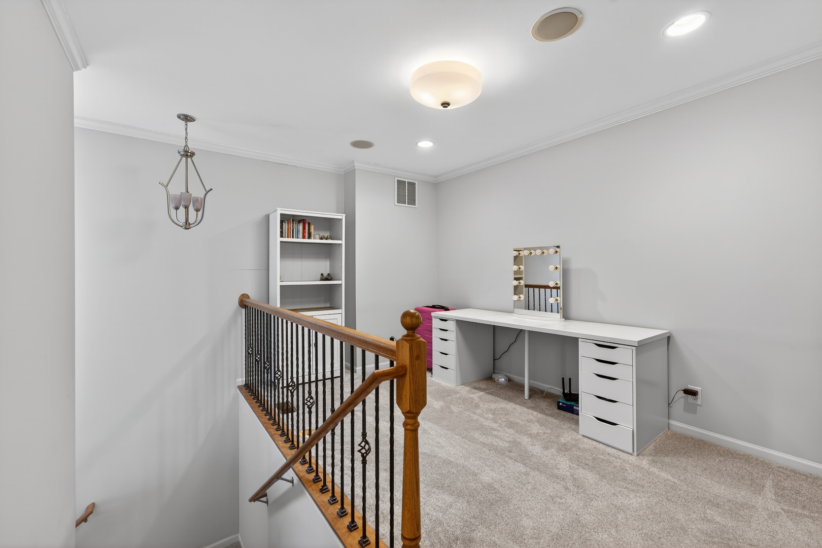 6N385 Whitmore Circle Unit: B