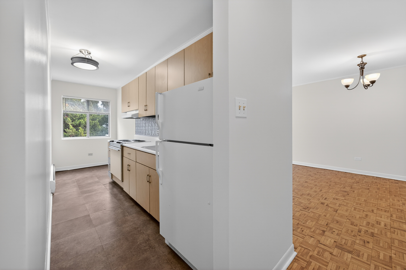 543 Burlington Avenue Unit: 204