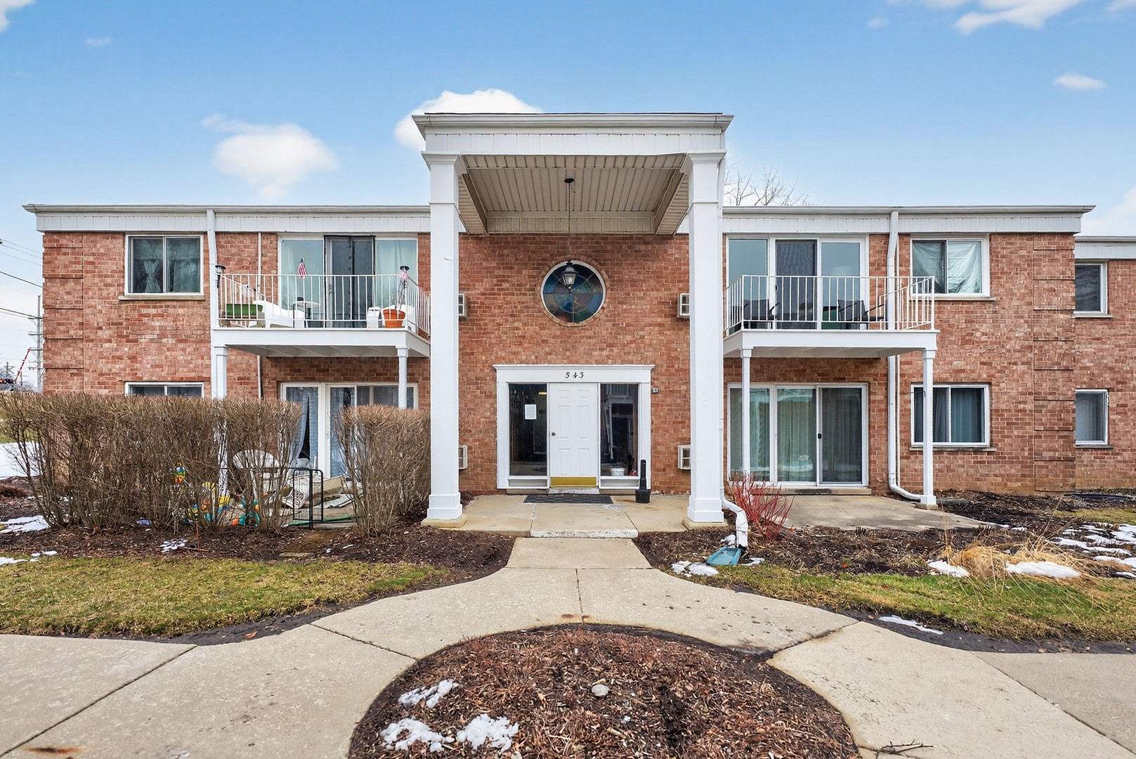 543 Burlington Avenue Unit: 204