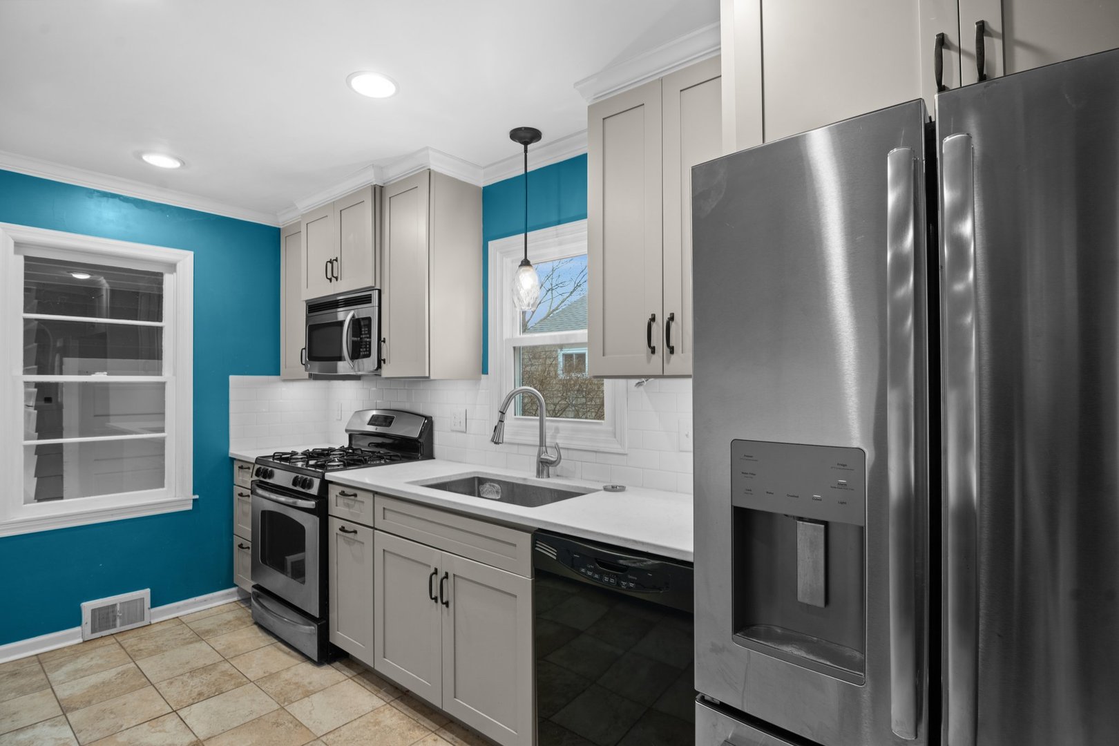 1428 S 3rd Street