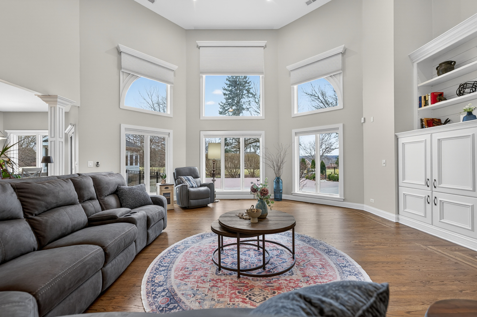 38W509 Golfview Court