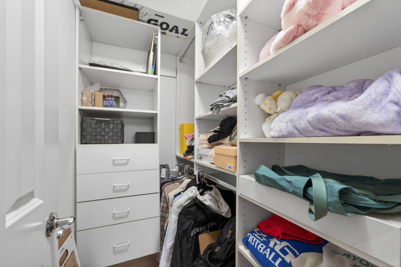 38W509 Golfview Court