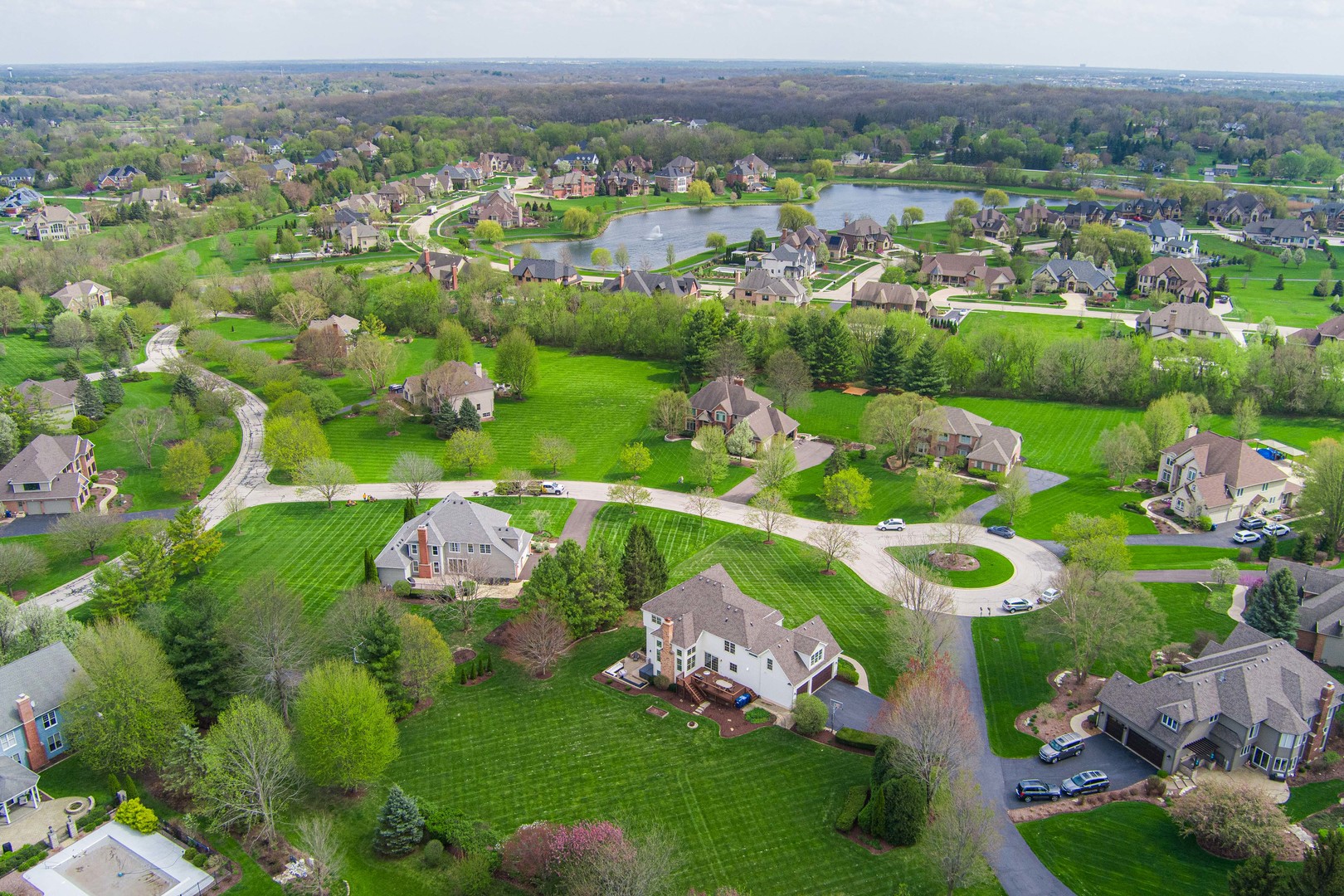 39W480 Abbey Glen Court