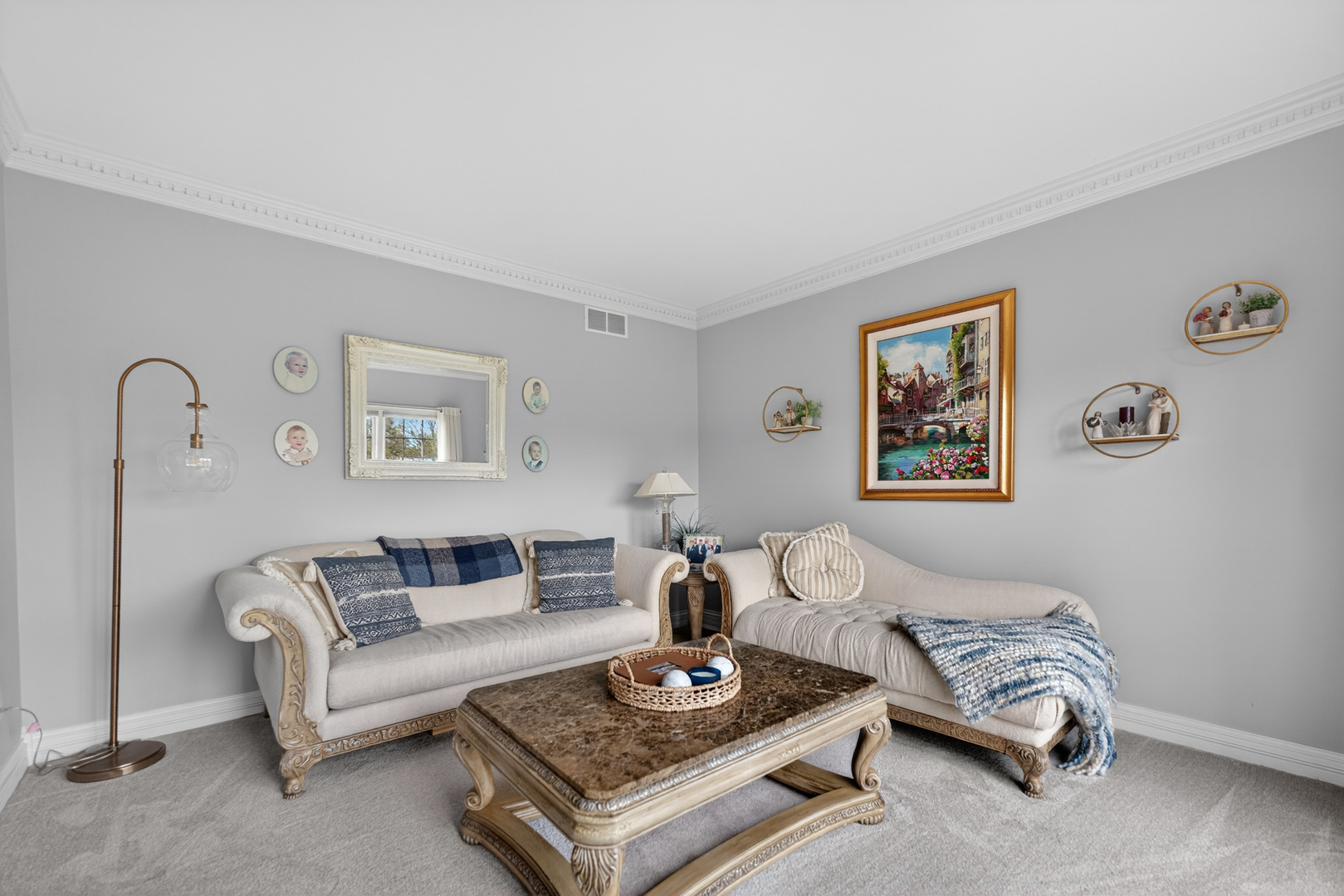 39W480 Abbey Glen Court