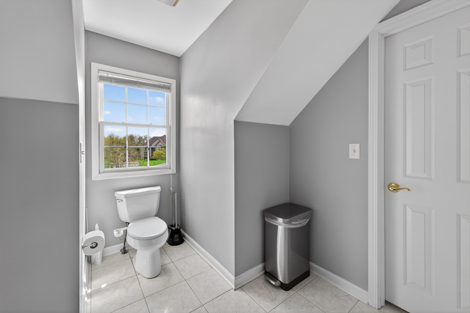 39W480 Abbey Glen Court