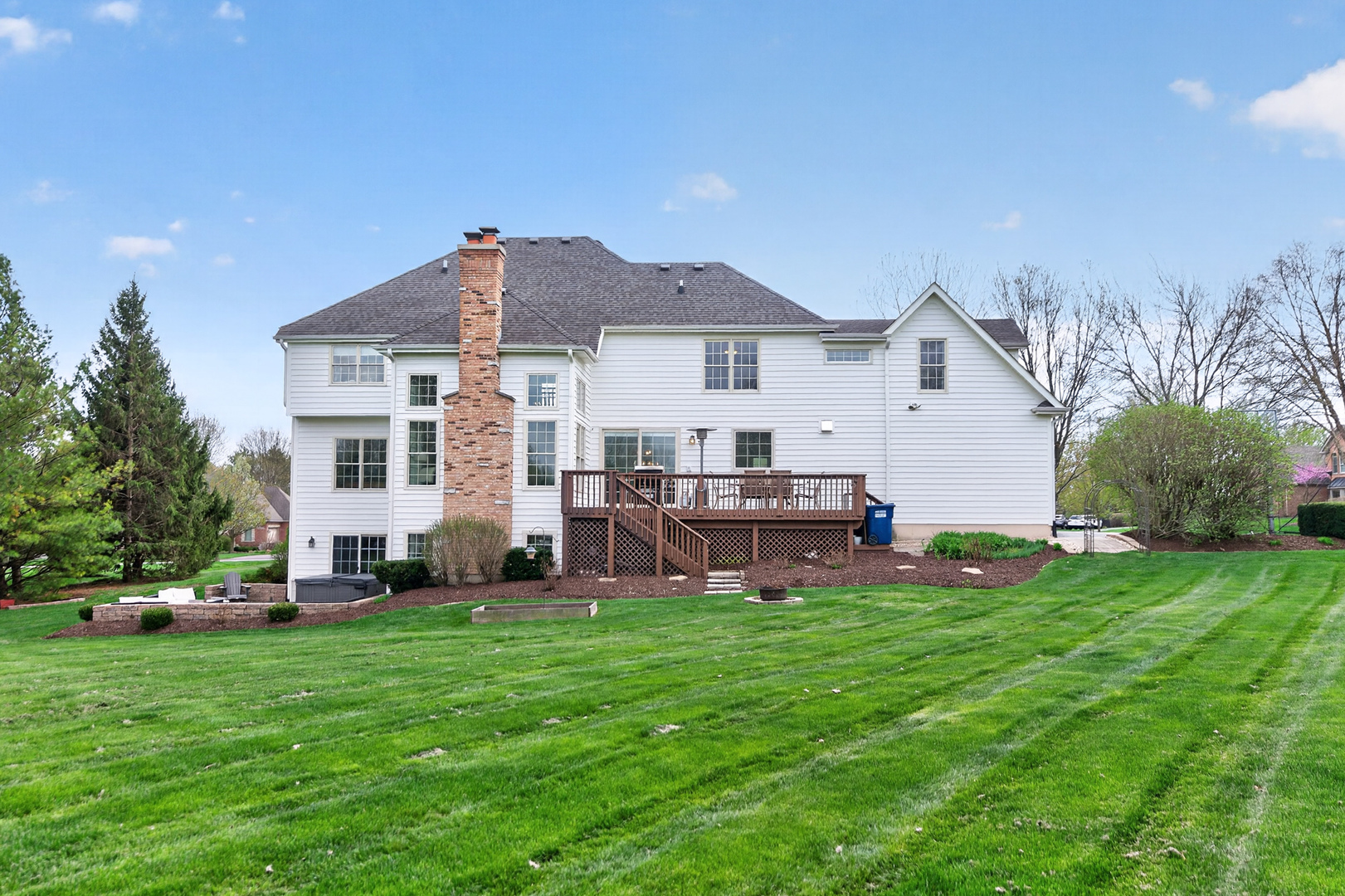 39W480 Abbey Glen Court