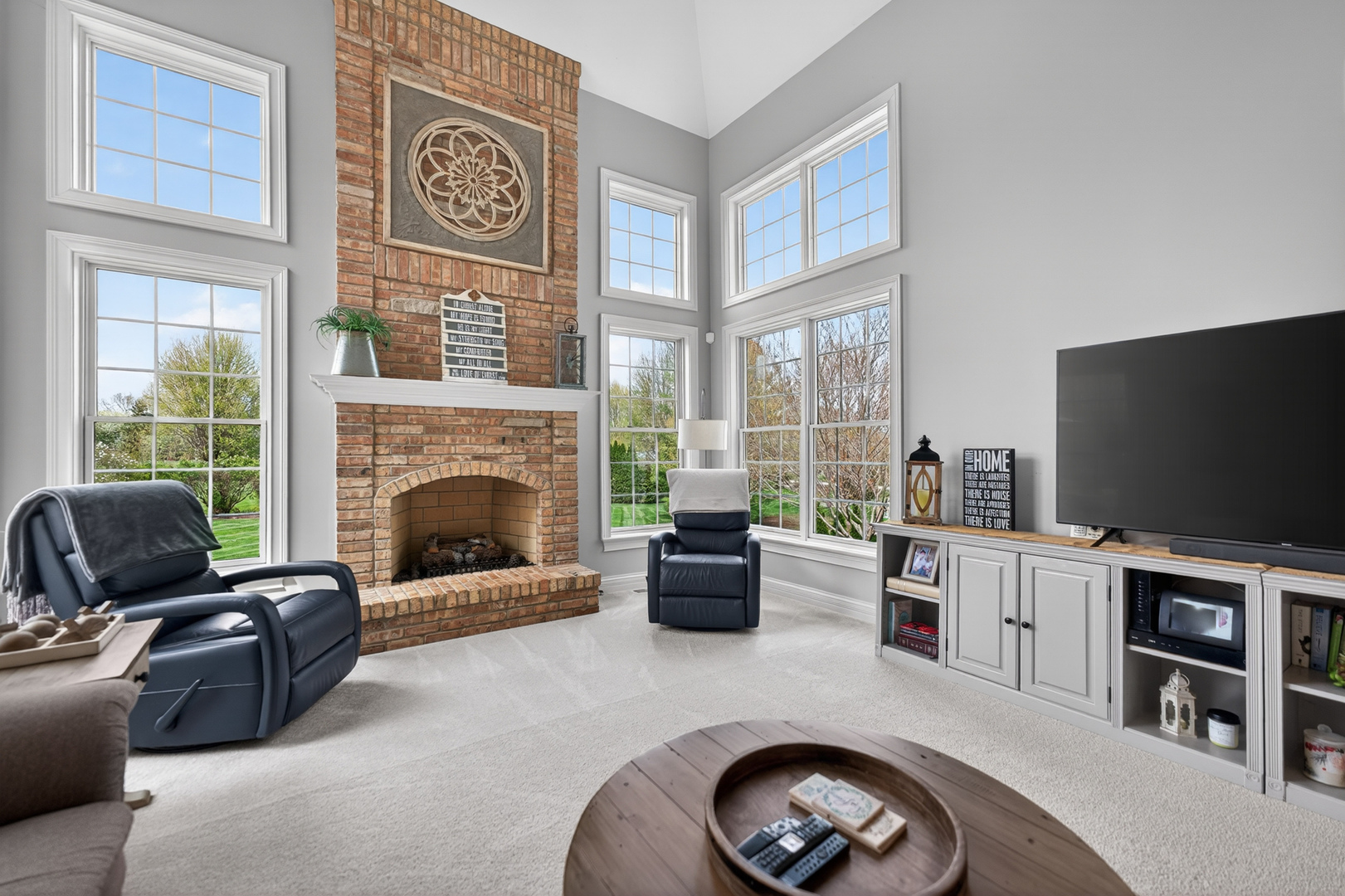 39W480 Abbey Glen Court