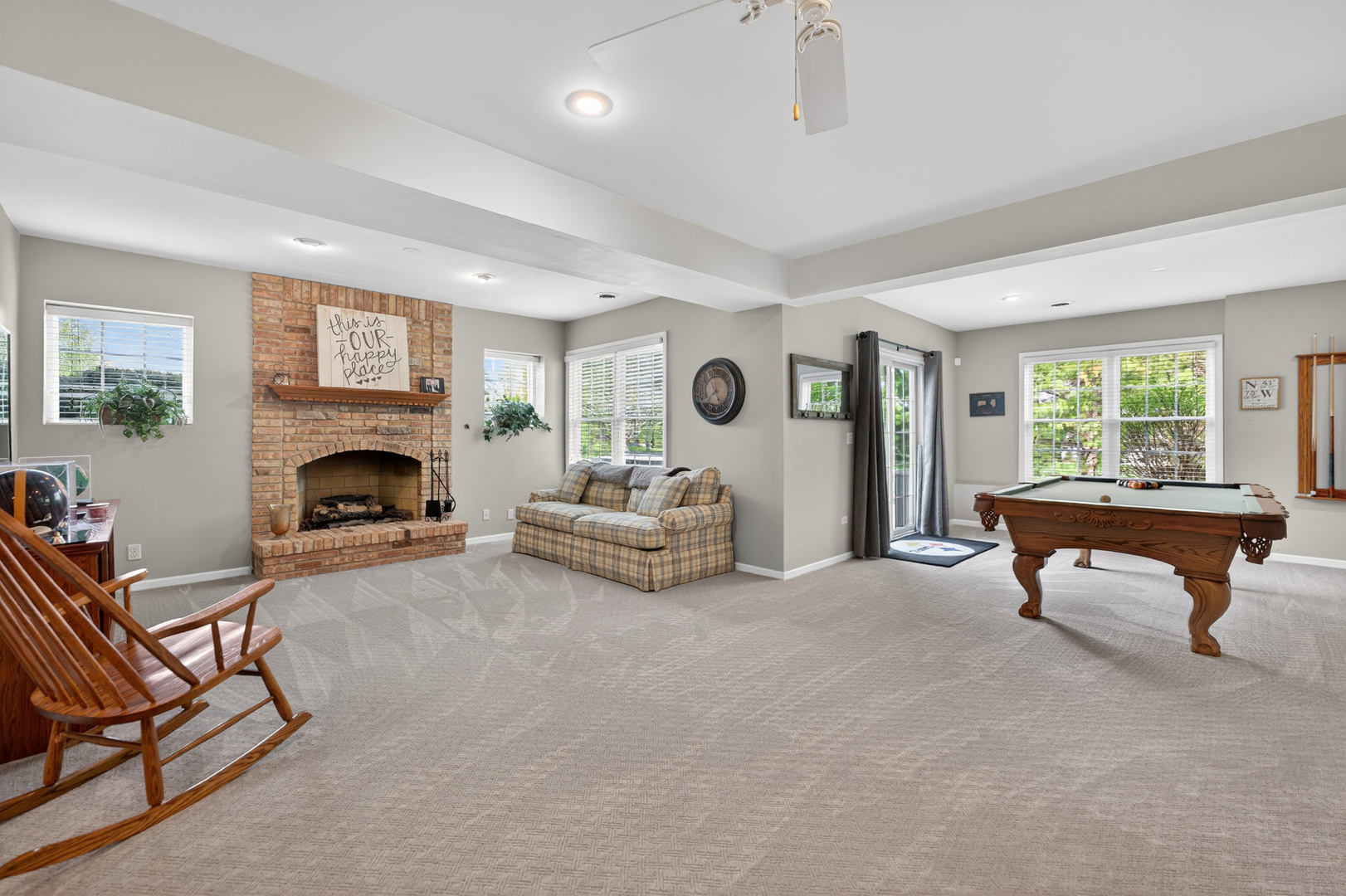 39W480 Abbey Glen Court