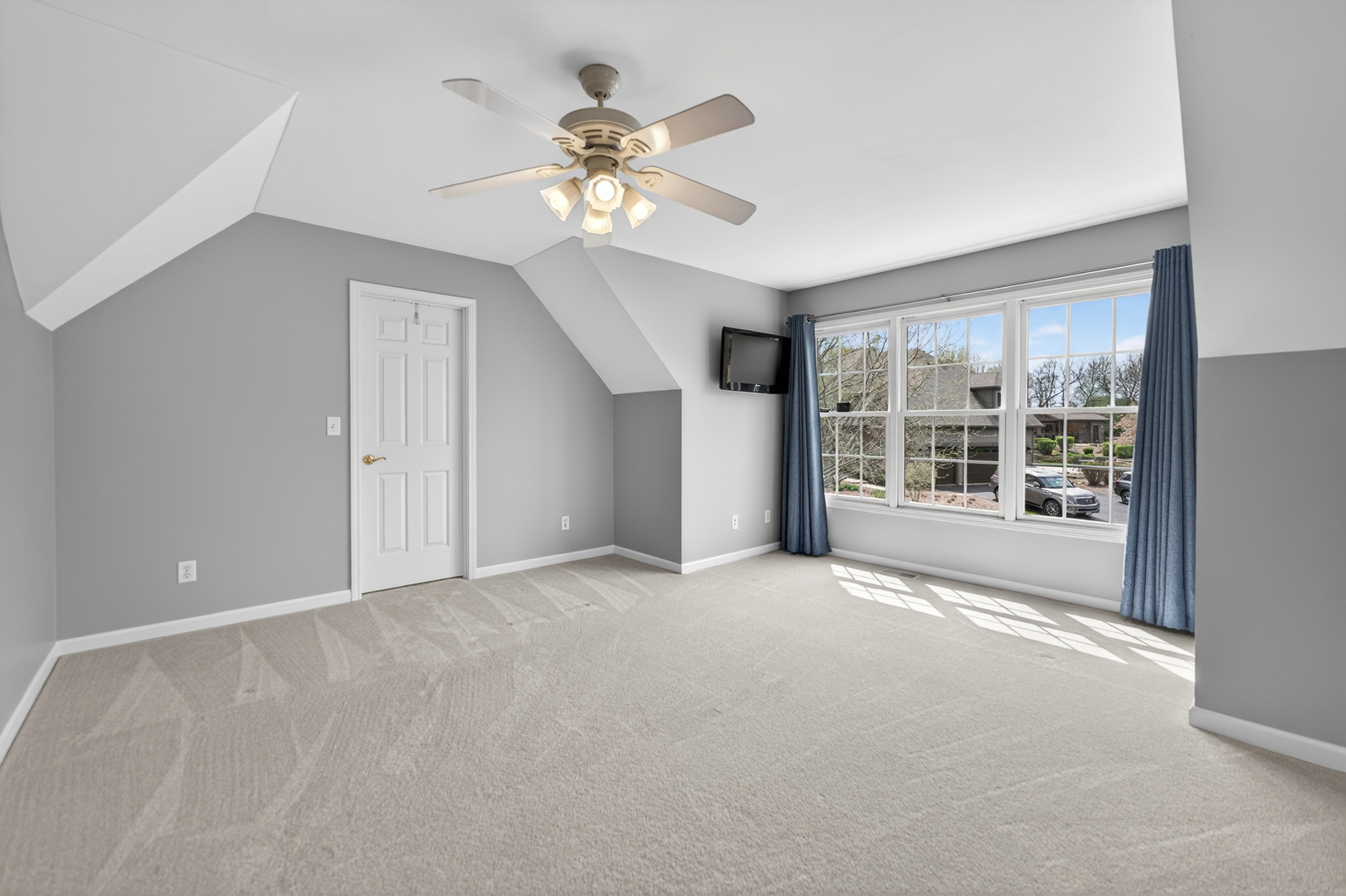 39W480 Abbey Glen Court