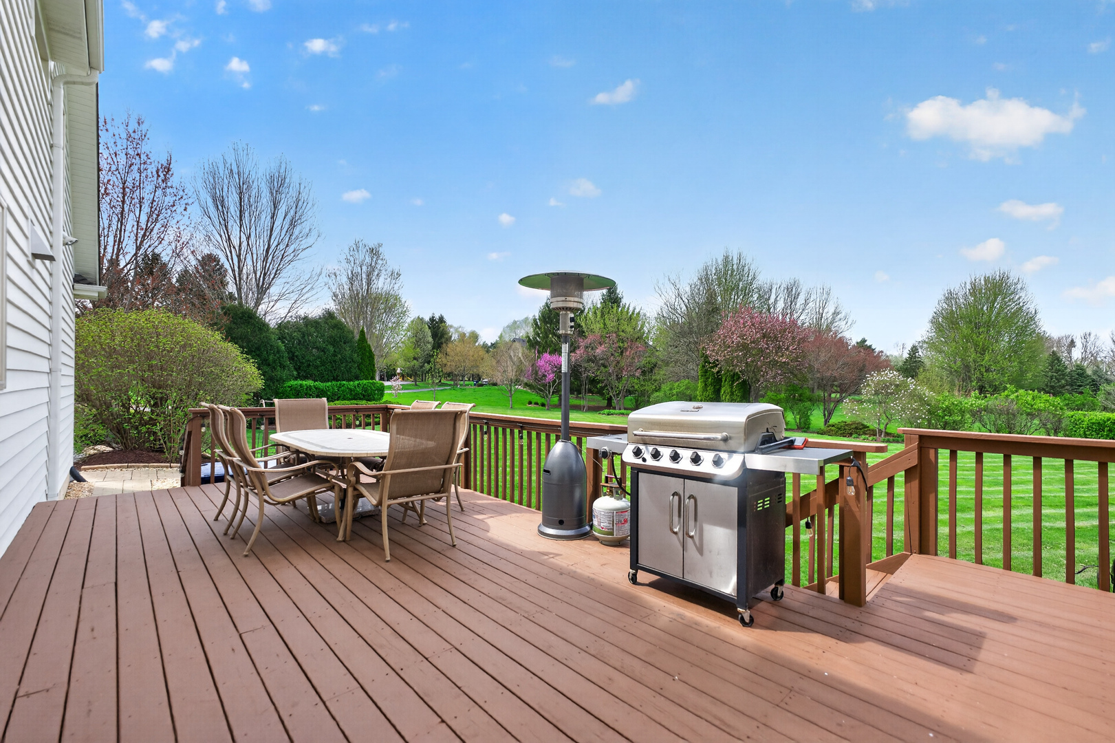 39W480 Abbey Glen Court