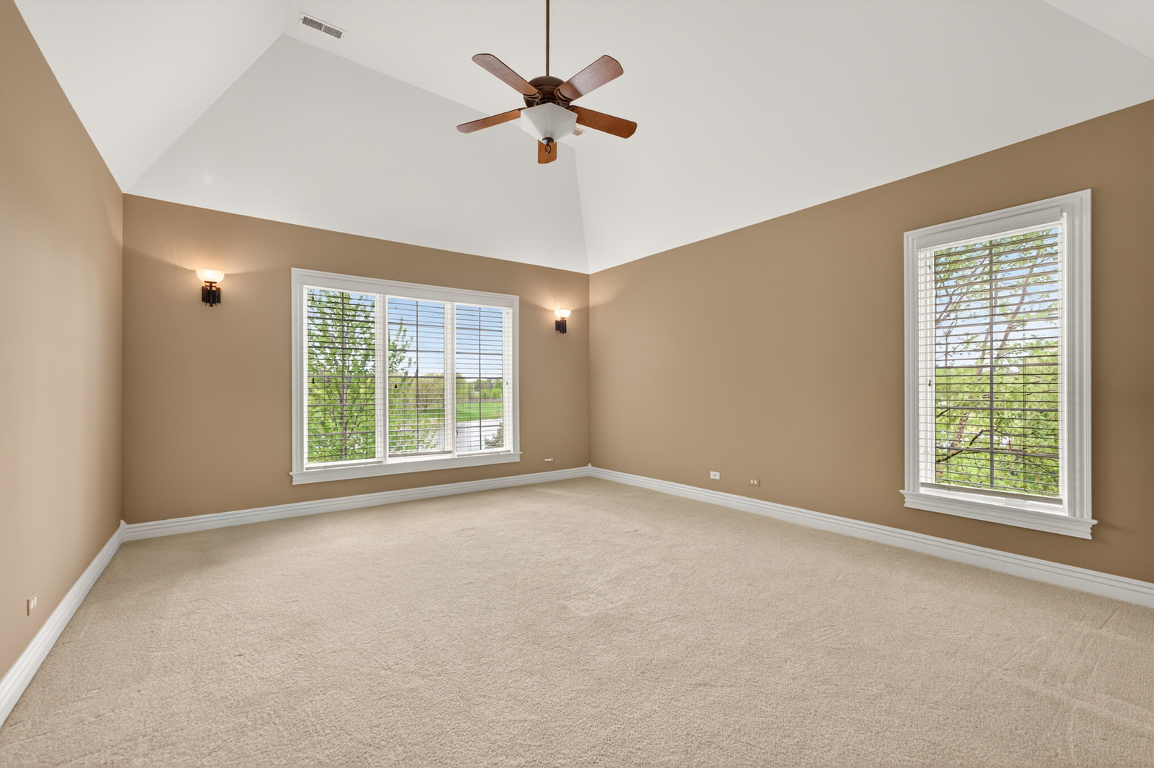 39W835 Goldenrod Drive