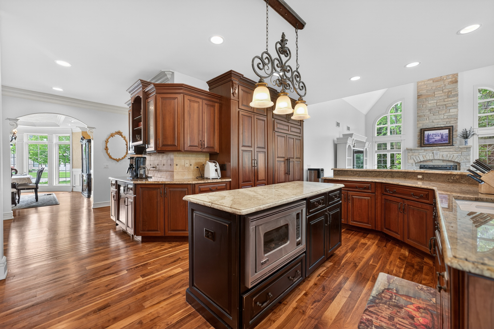 39W835 Goldenrod Drive