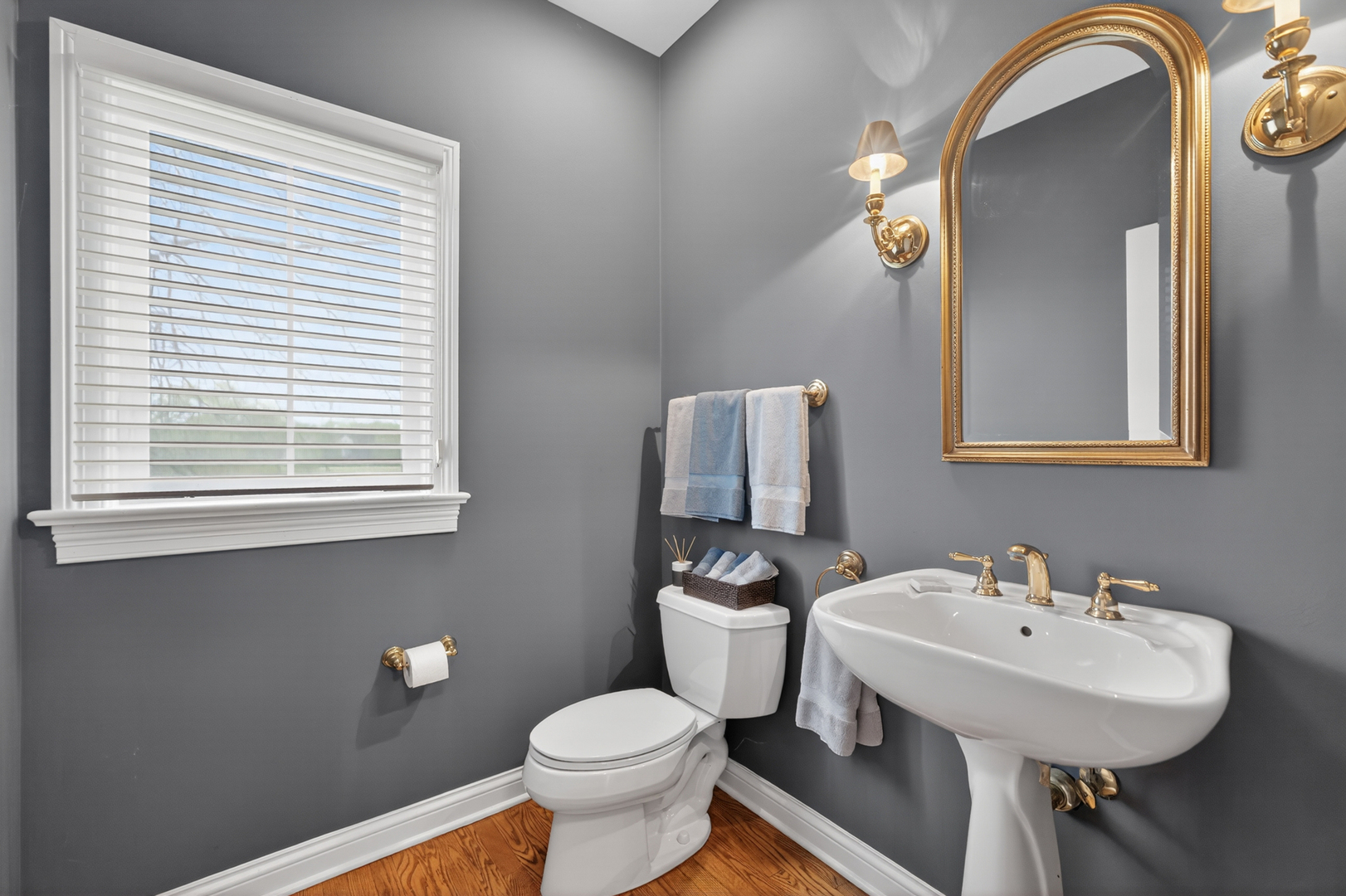 38W535 Golfview Court