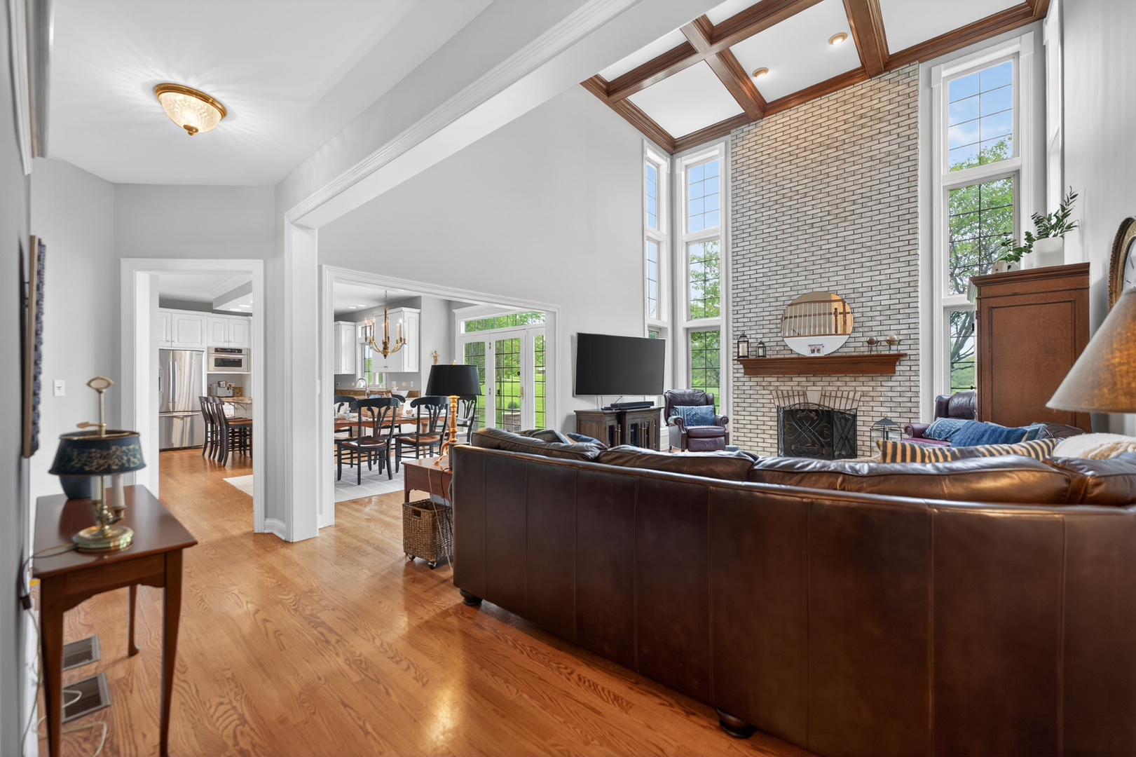 38W535 Golfview Court