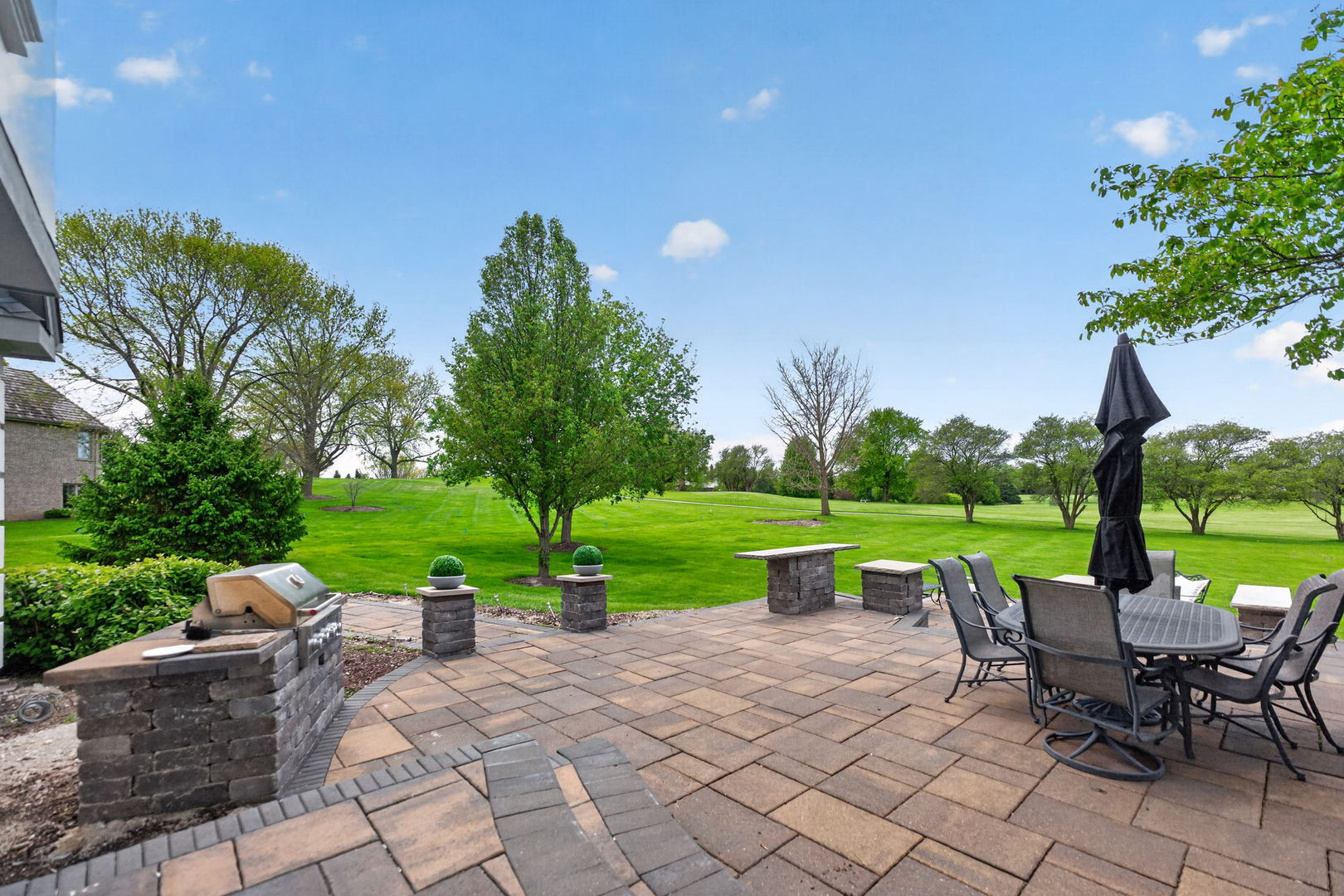 38W535 Golfview Court