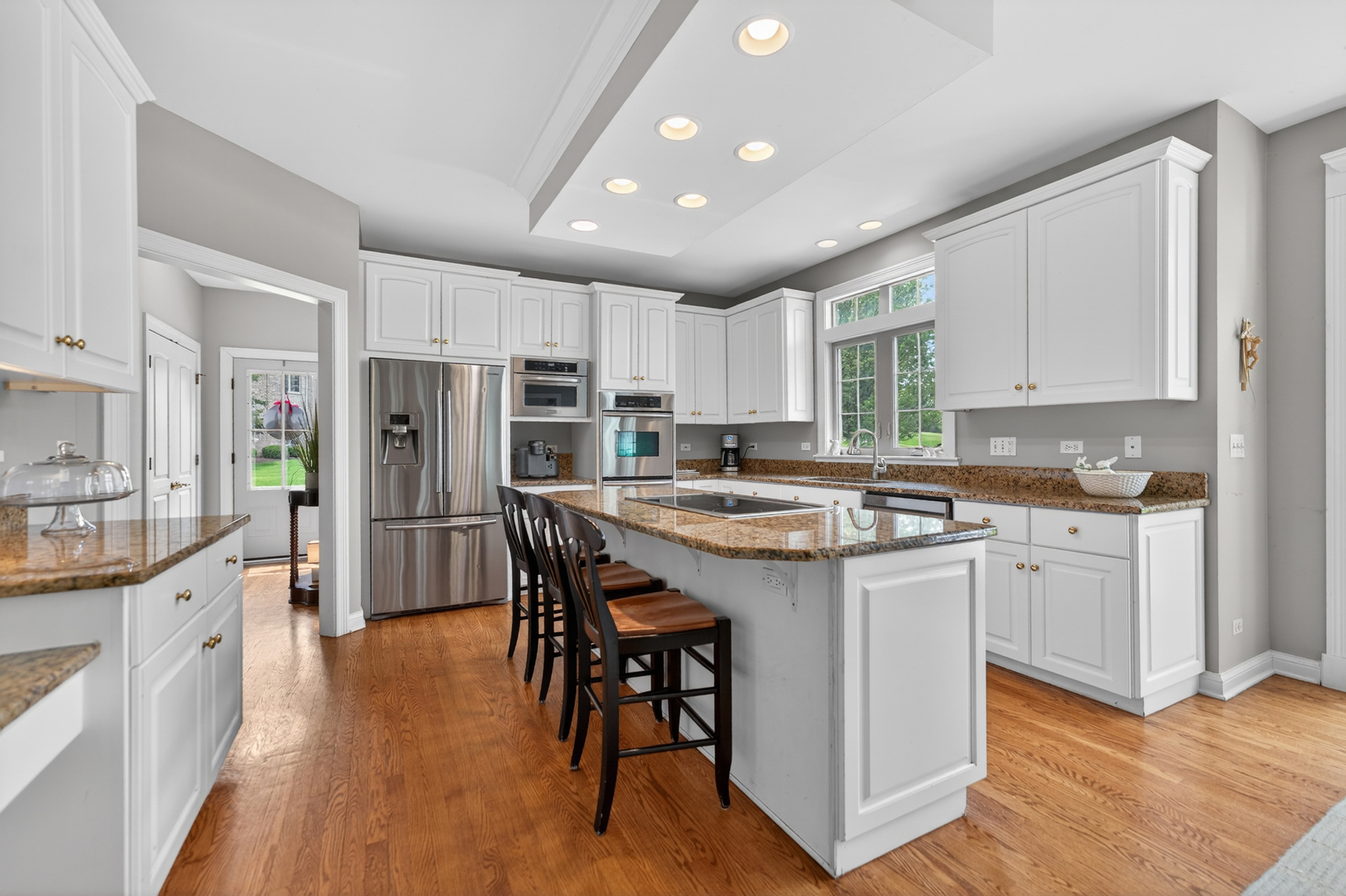38W535 Golfview Court