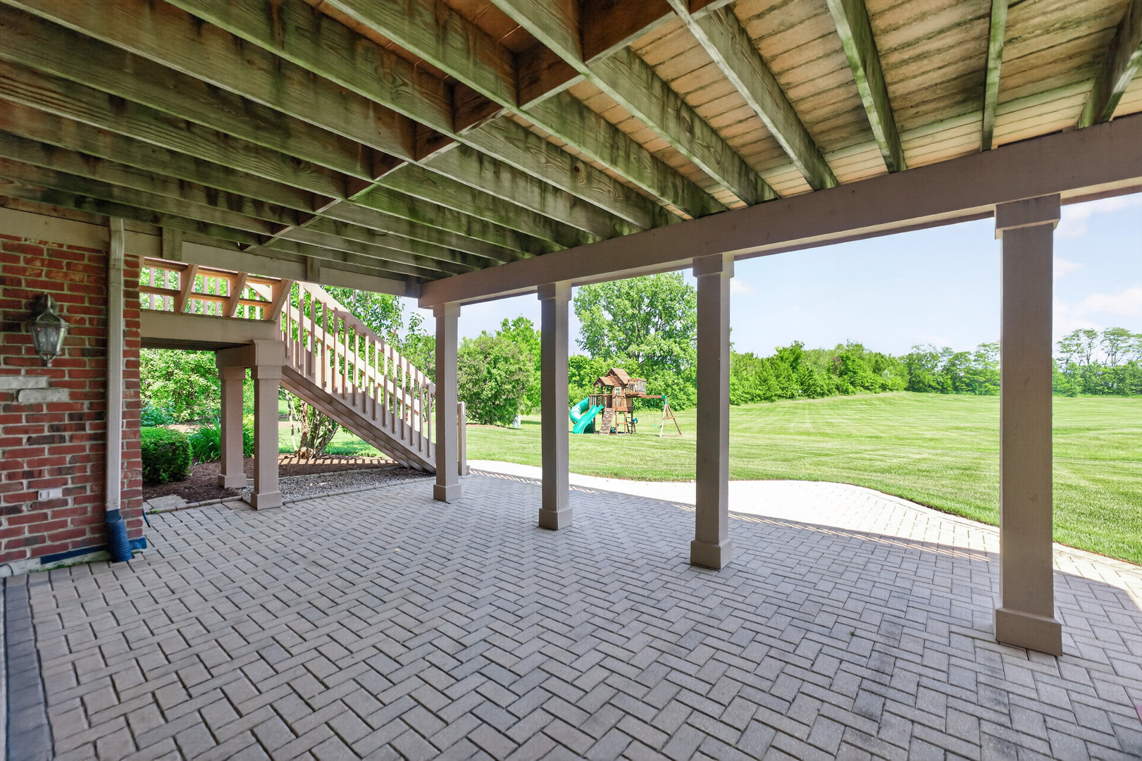 39W696 Henry David Thoreau Place