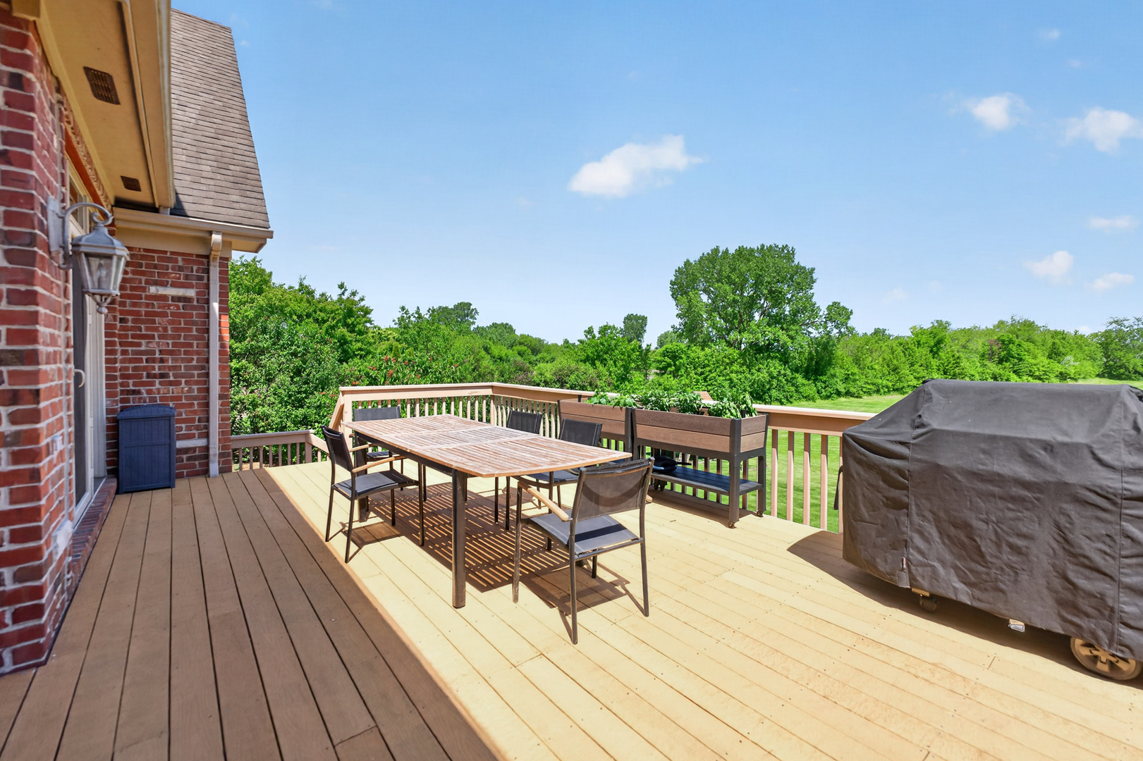 39W696 Henry David Thoreau Place