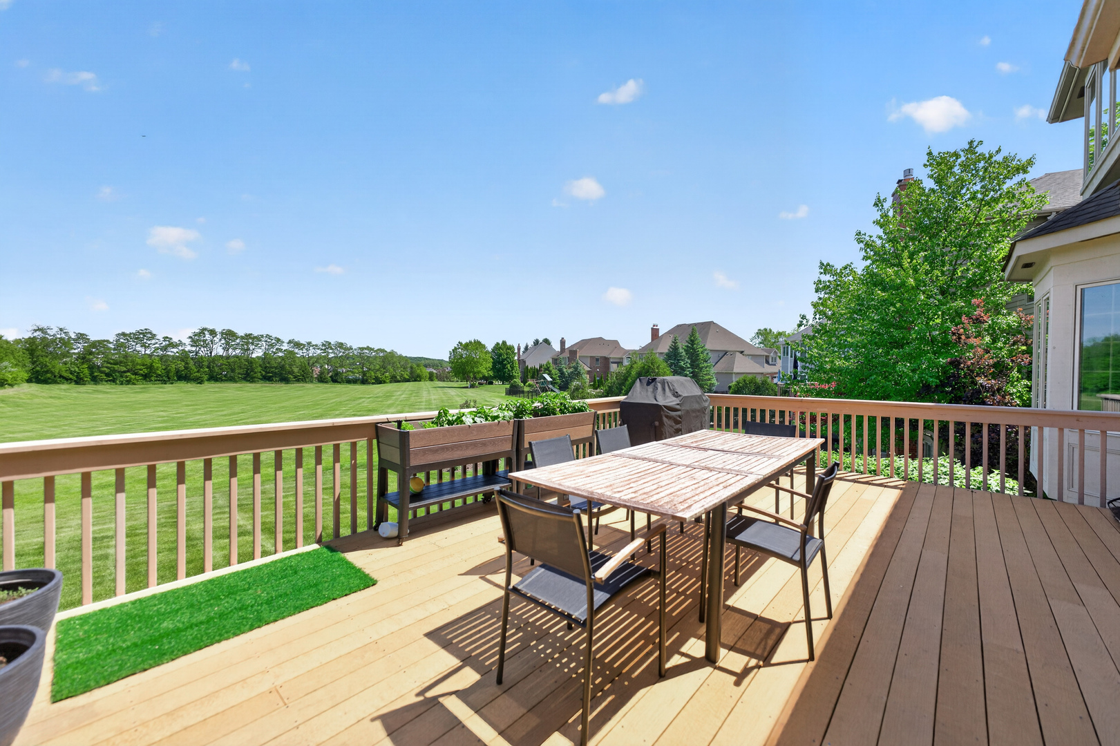39W696 Henry David Thoreau Place