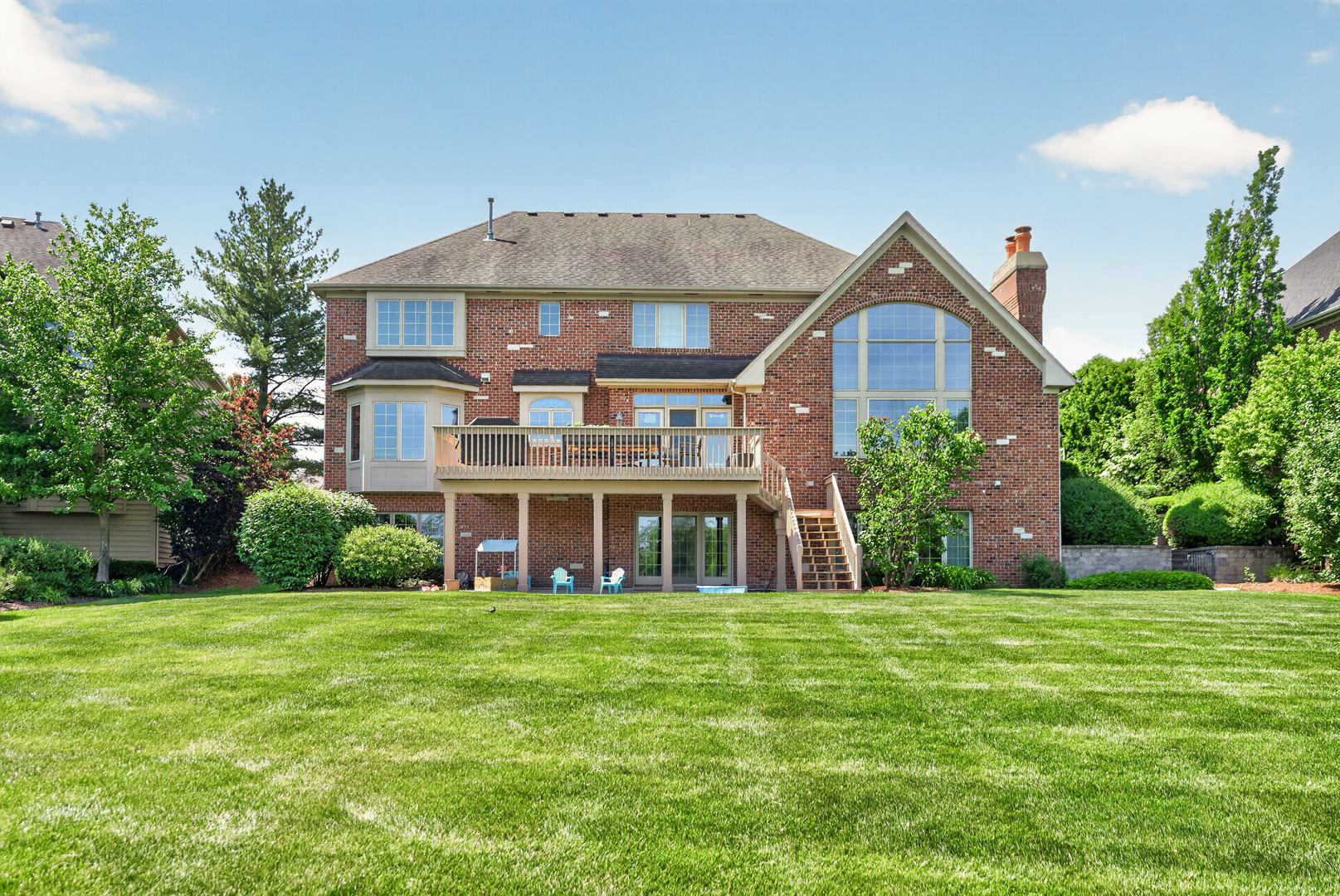 39W696 Henry David Thoreau Place