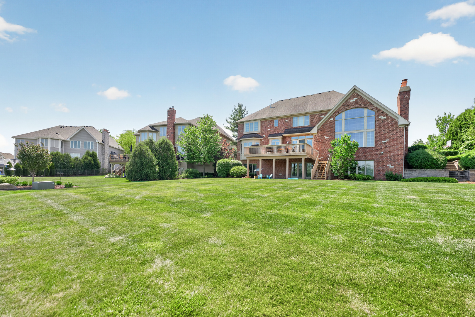 39W696 Henry David Thoreau Place