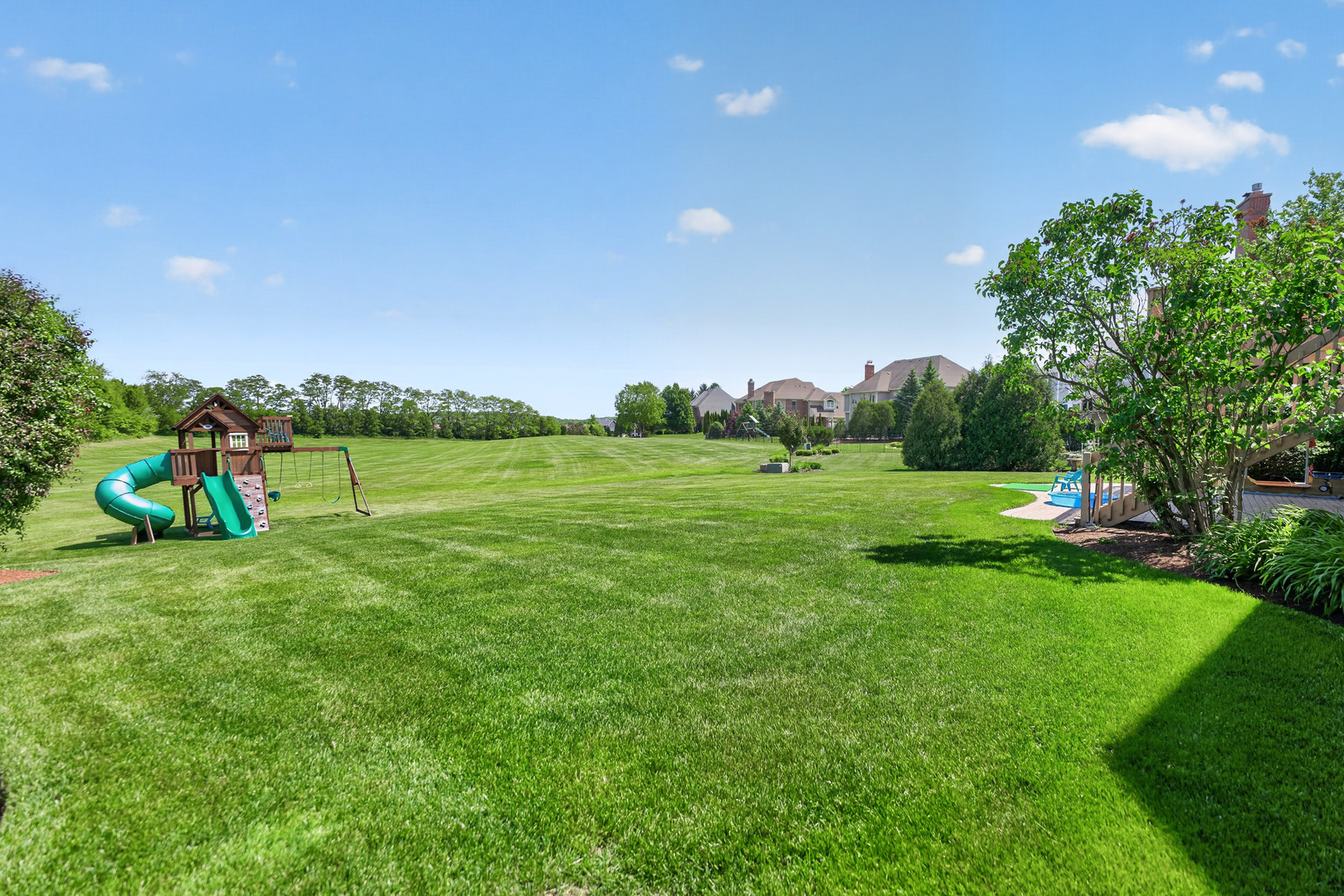 39W696 Henry David Thoreau Place