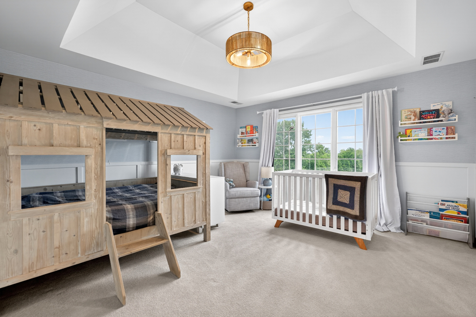 39W696 Henry David Thoreau Place