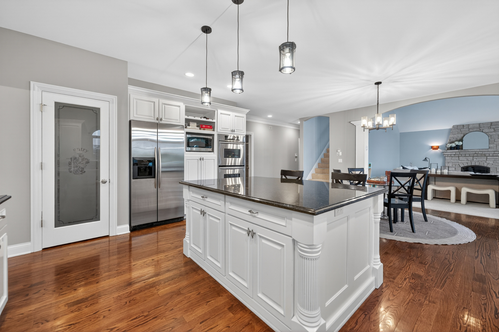 39W696 Henry David Thoreau Place