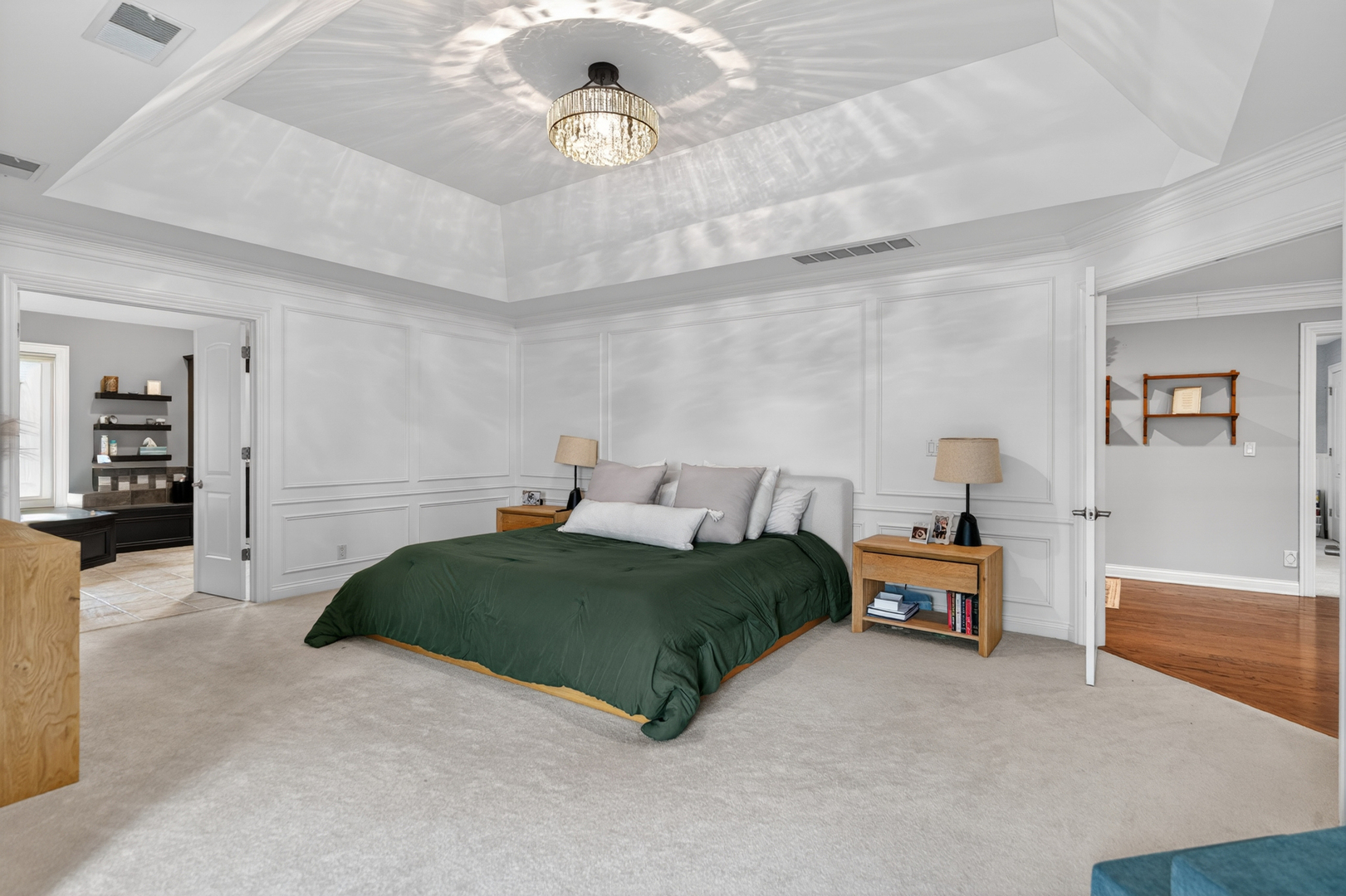 39W696 Henry David Thoreau Place