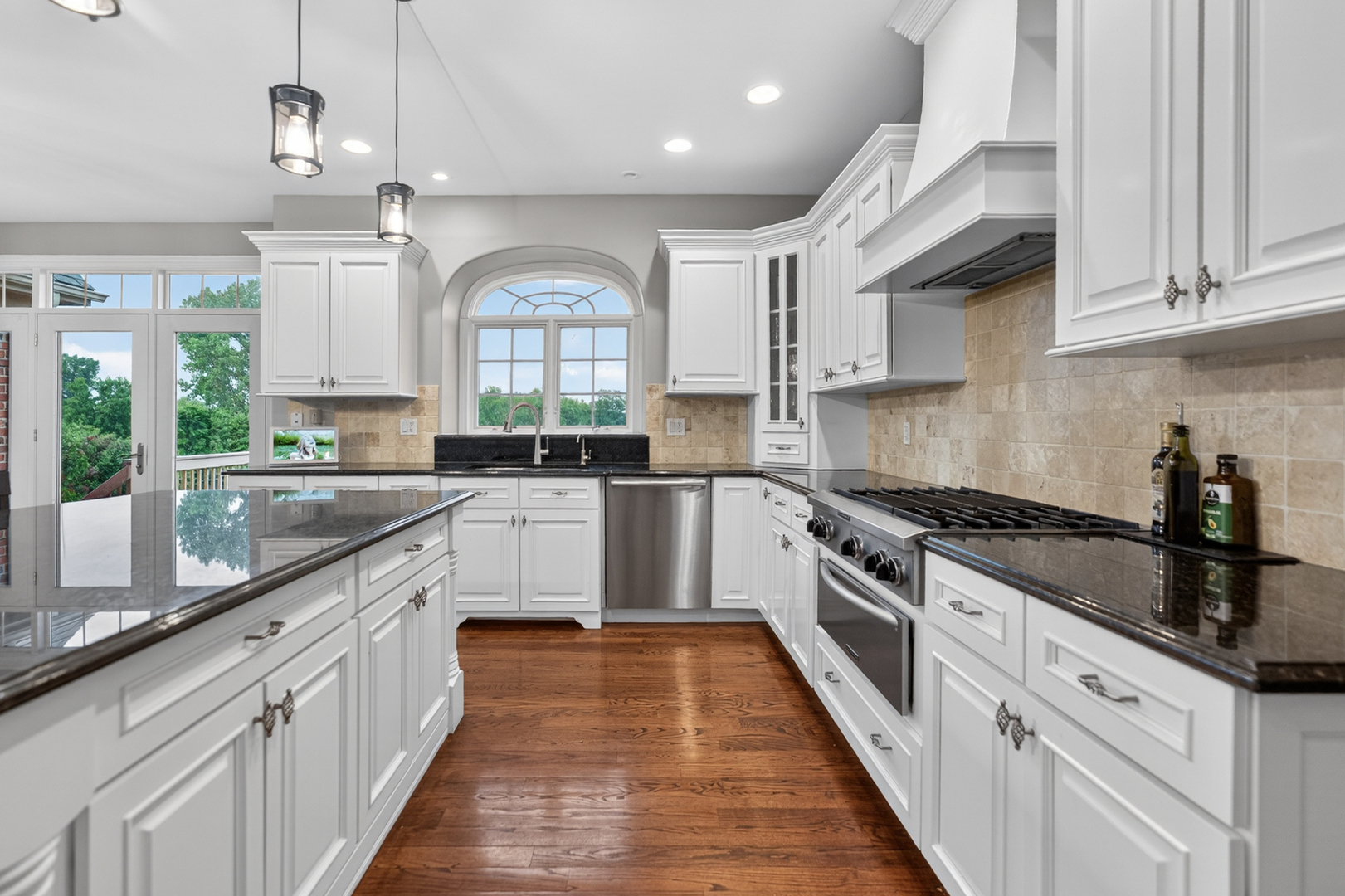 39W696 Henry David Thoreau Place
