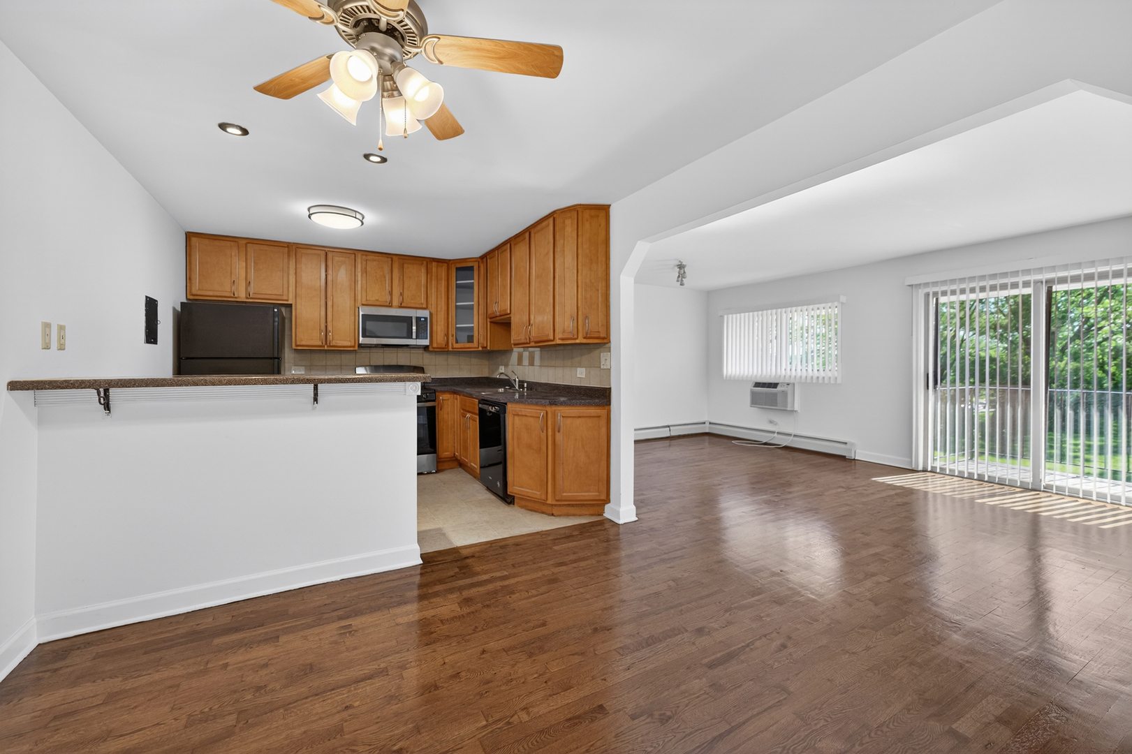 706 Marilyn Avenue Unit: 204