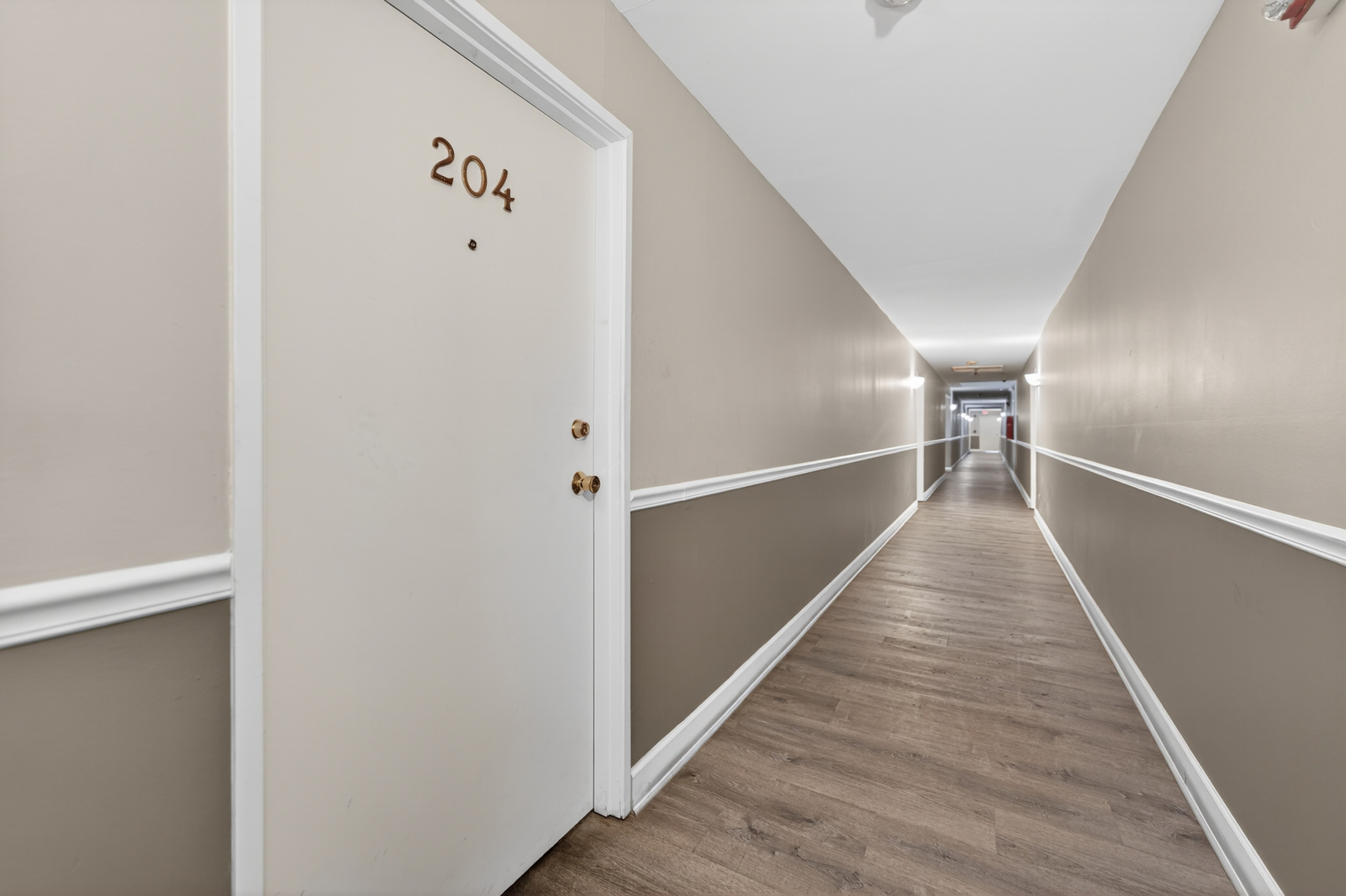 706 Marilyn Avenue Unit: 204