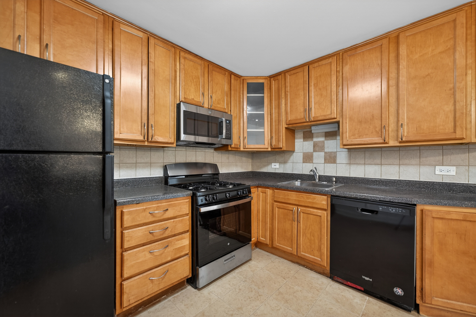 706 Marilyn Avenue Unit: 204