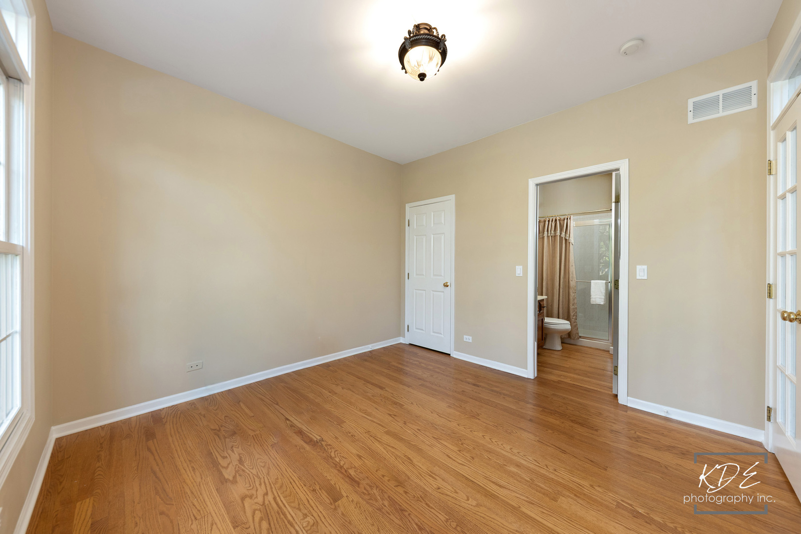 4443 Esquire Circle