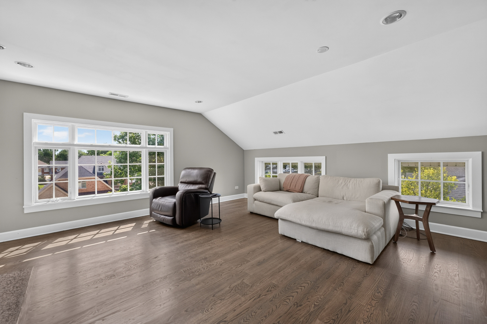 296 N Maple Avenue