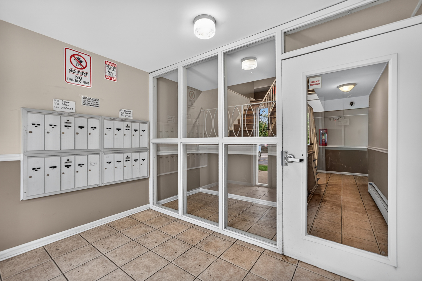703 Fullerton Avenue Unit: 207