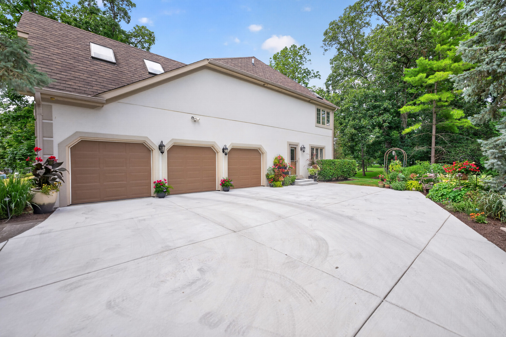451 Courtney Circle