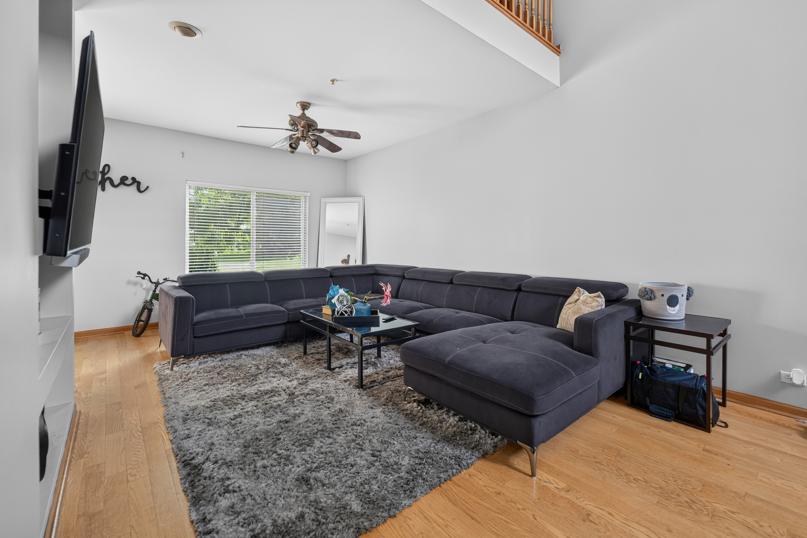 949 Tanager Court