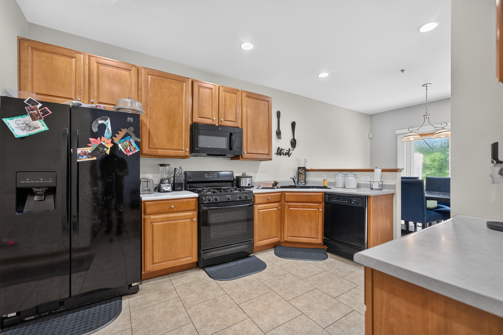 949 Tanager Court