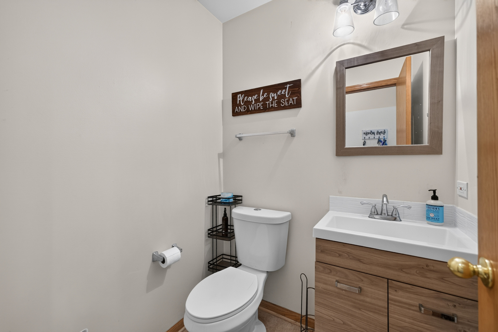 949 Tanager Court