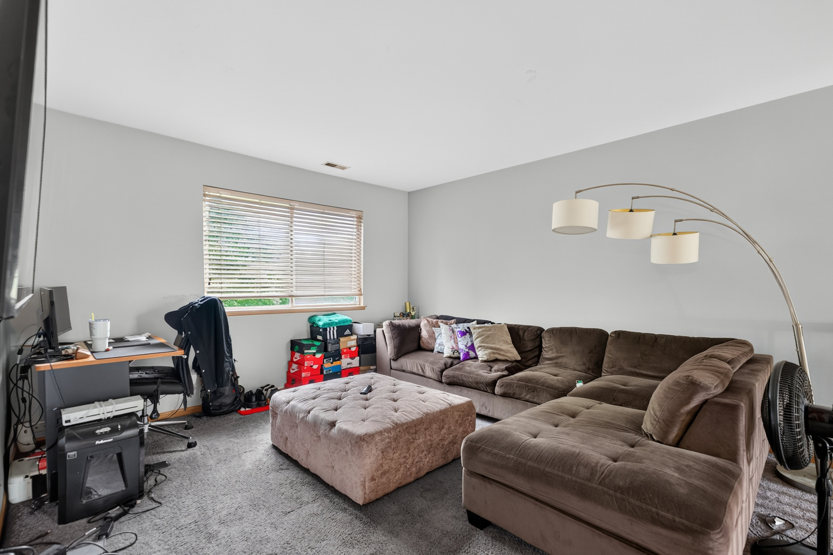 949 Tanager Court