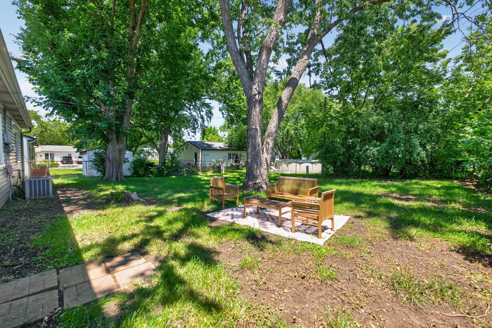 103 Willow Road