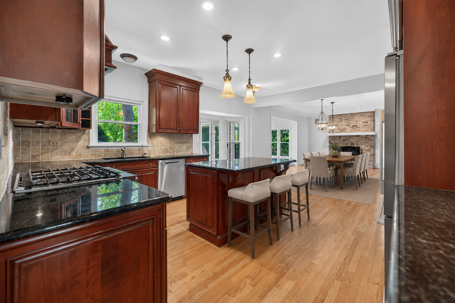 1315 Hawkins Court