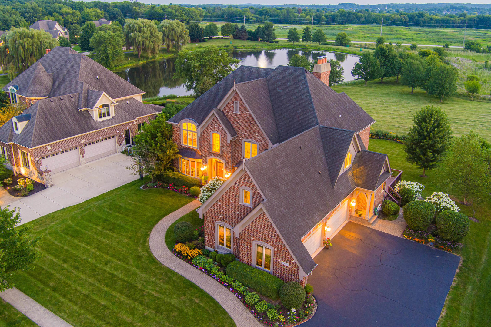 39W675 Goldenrod Drive