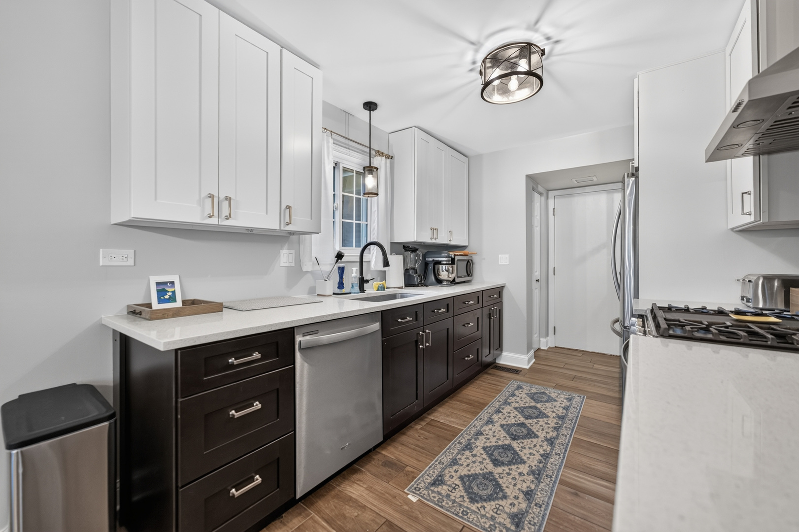 2193 Colorado Avenue Unit: 2193