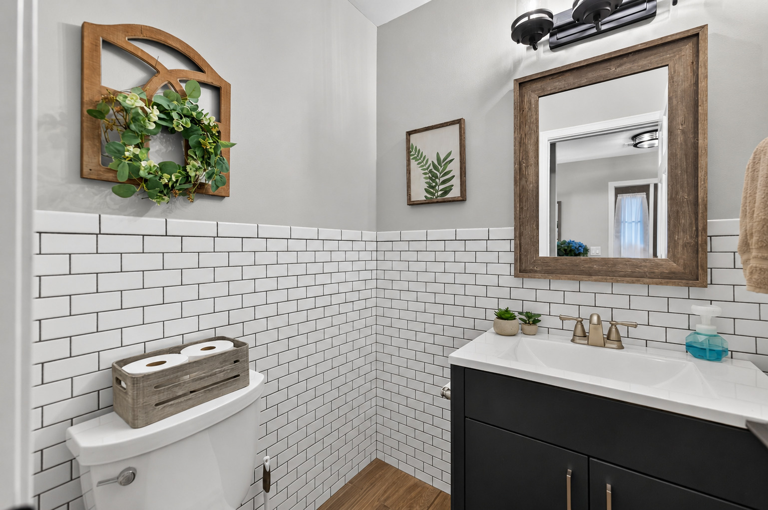 2193 Colorado Avenue Unit: 2193