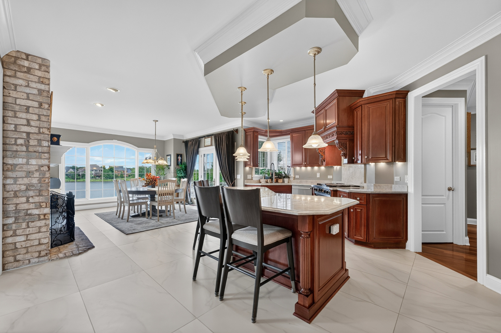 39W748 Goldenrod Drive